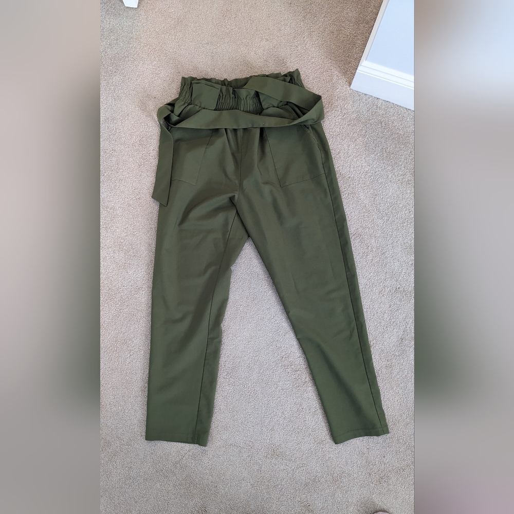 Green tie waist pants